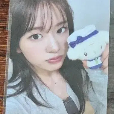 [BUNJANG] IVE MiniV Popup Store Purchase Benefit Yujin Photocard / 아이브 미니브 팝업스토어 7만원 구매 특전 안유진 포카