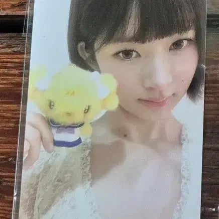 [BUNJANG] IVE Minnie's Pop-up Store Limited Edition Rei Photocard / 아이브 미니브 팝업스토어 7만원 레이 특전 포카 양도
