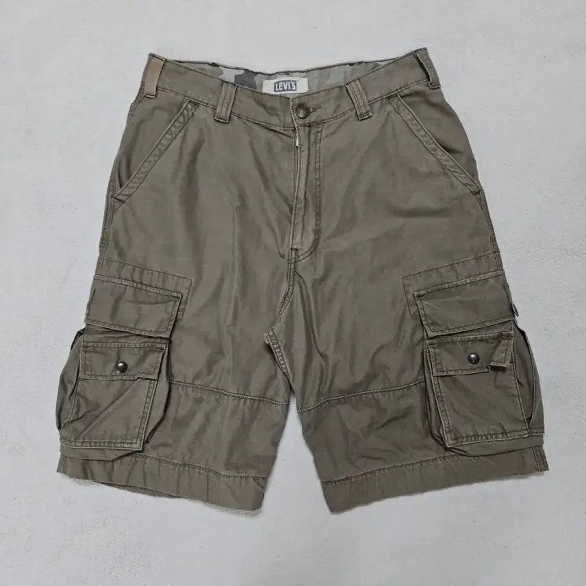 [BUNJANG] Levi's Cargo Bermuda Shorts W32 / 리바이스 W32 카고 버뮤다 팬츠 급처