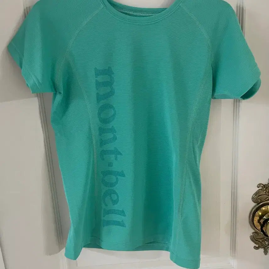 [BUNJANG] Montbell Gorpcore T-shirt Mint S / 몽벨 반팔 고프코어 반팔 딱붙티 y2k 민트색 s