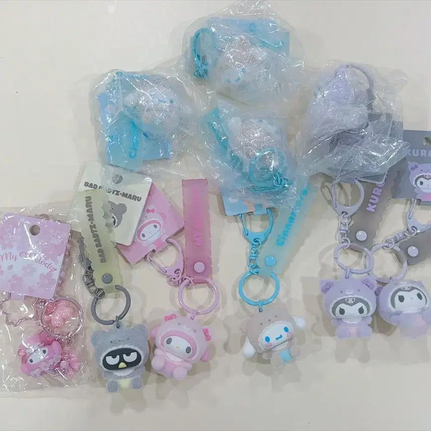 [BUNJANG] Sanrio Fu-ring Keyring / 산리오 후우링 키링