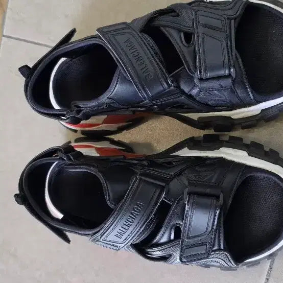[BUNJANG] Balenciaga Track Sandals Size 39 (250-255) / 정품.발렌시아가 트랙 샌들 39사이즈(250~255)