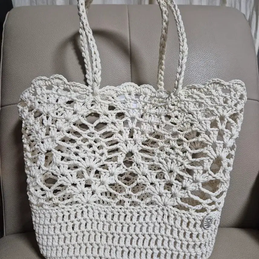 [BUNJANG] DEWL Crochet Tote Bag / DEWL 듀엘 크로셰 토트백 (2026) 미사용