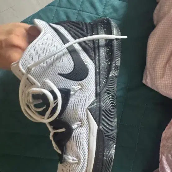 [BUNJANG] Nike Kyrie 5 270 cm / 급처)나이키 카이리5 270