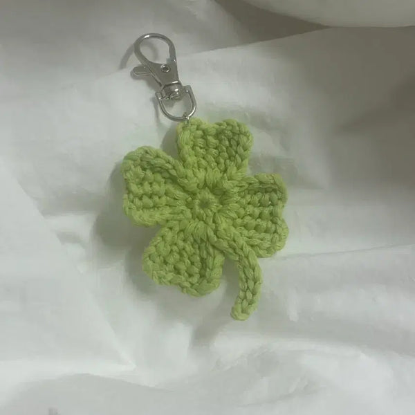[BUNJANG] Four Leaf Clover Knit Keychain / 네잎클로버 뜨개키링