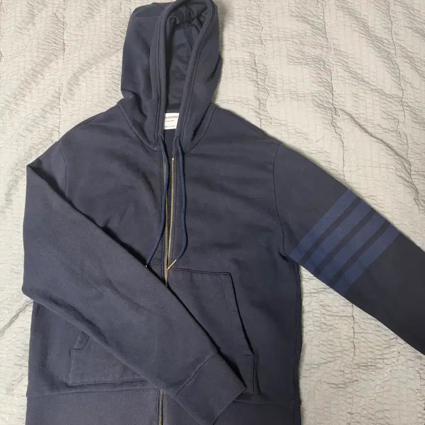 [BUNJANG] Thom Browne Four-Bar Hoodie / 톰브라운 4선 후드집업 2사이즈