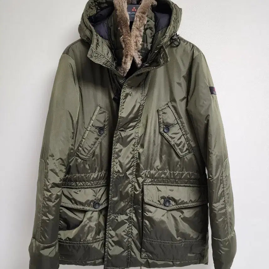 [BUNJANG] Petrei Olive Green Padded Parka (XL) / 페트레이 올리브 그린 패딩 (XL)