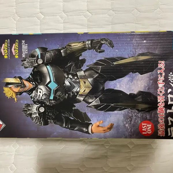 [BUNJANG] Ichiban Kuji Armored All Might Last One Prize Figure / 제일복권 아머드 올마이트 라스트원
