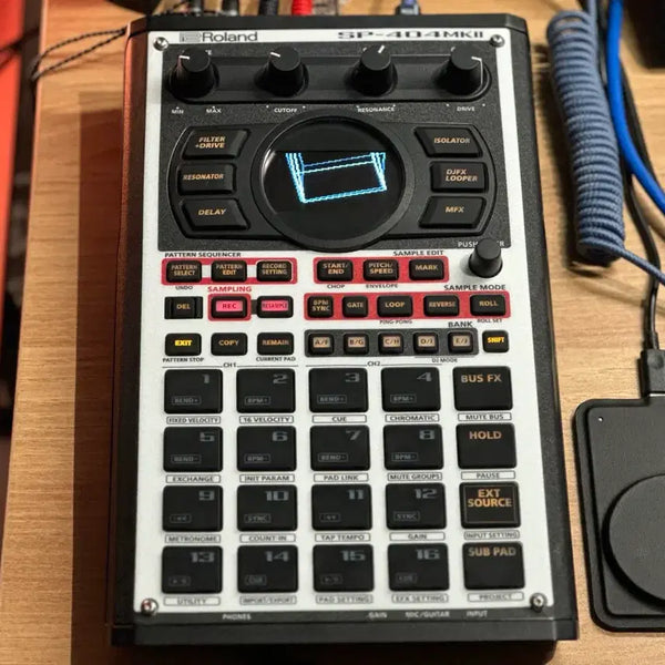 [BUNJANG] Roland SP-404 MKII Drum Machine / Roland SP-404 MKII / SP404 mk2 드럼머신 (sp303 스타일 커스텀)