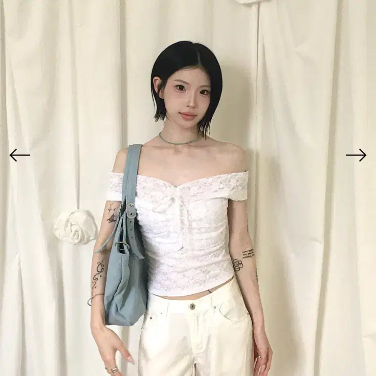 [BUNJANG] Kirev Off-Shoulder Lace Top White / 키레브 오프숄더 레이스 탑 화이트