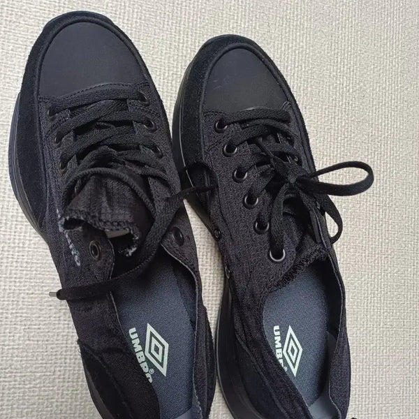 [BUNJANG] Umbro Black Sneakers / 엄브로 블랙 스니커즈