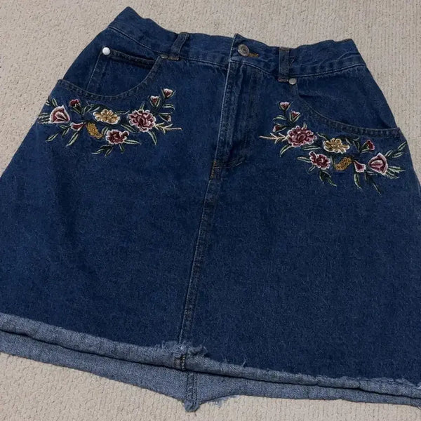 [BUNJANG] Vintage Flower Embroidered Denim Skirt / 빈티지 청치마 꽃자수 스커트
