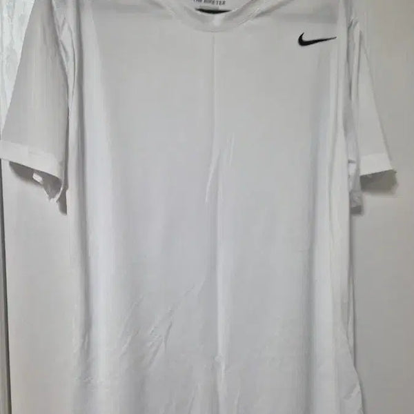 [BUNJANG] Nike Dri-FIT White Short Sleeve T-Shirt / 나이키 드라이핏 반팔 흰색 티셔츠