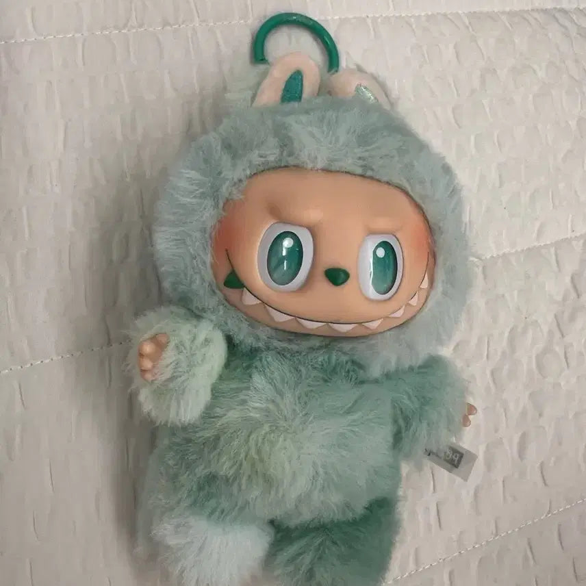 [BUNJANG] POP MART Labubu Doll Mint Color / 팝마트 라부부 인형 정품 민트색 새상품