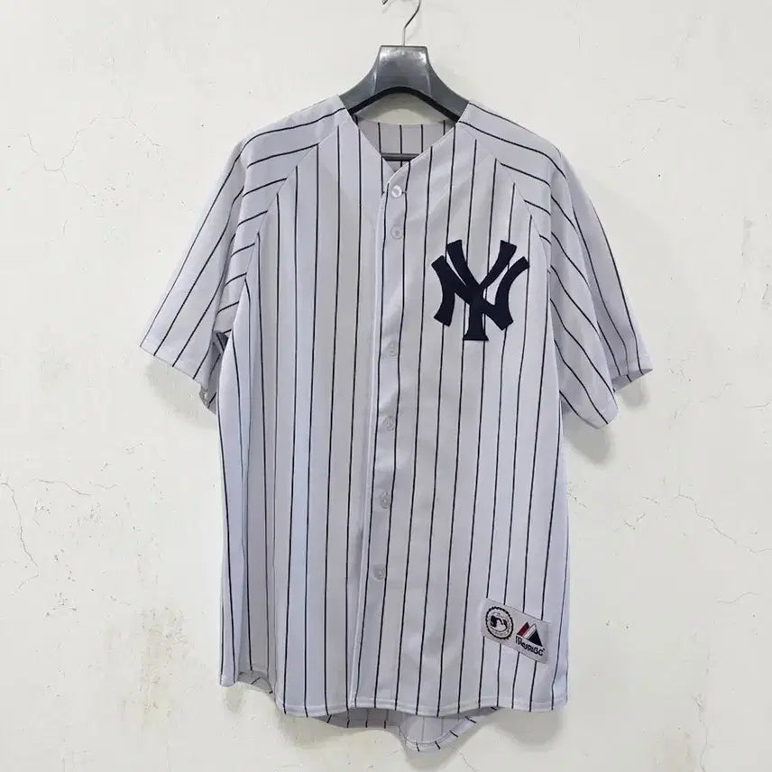 [BUNJANG] Majestic New York Yankees Striped Baseball Uniform XL / 마제스틱 뉴욕 양키스 스트라이프 야구 유니폼 XL