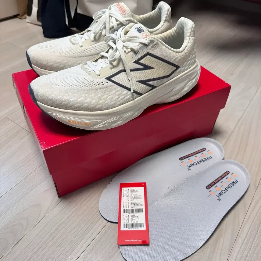 [BUNJANG] New Balance Fresh Foam 1080 V14 Wide 285mm Running Shoes / 뉴발란스 프레쉬폼 1080 V14 와이드 285사이즈