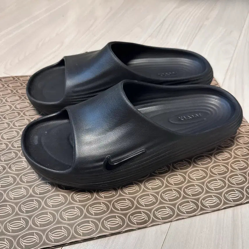 [BUNJANG] Nike ReactX Rejuvenate Slide Slippers Black / 나이키 리액트X 리주버네이트 슬라이드 슬리퍼 블랙