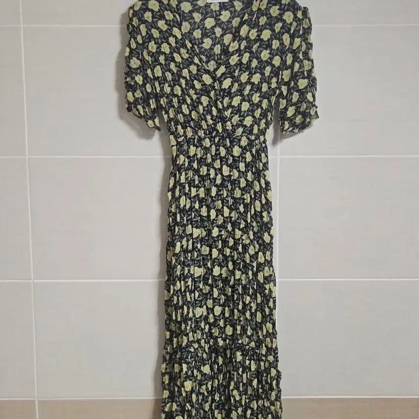 [BUNJANG] Yellow Floral V-Neck Long Dress / 노랑 원피스