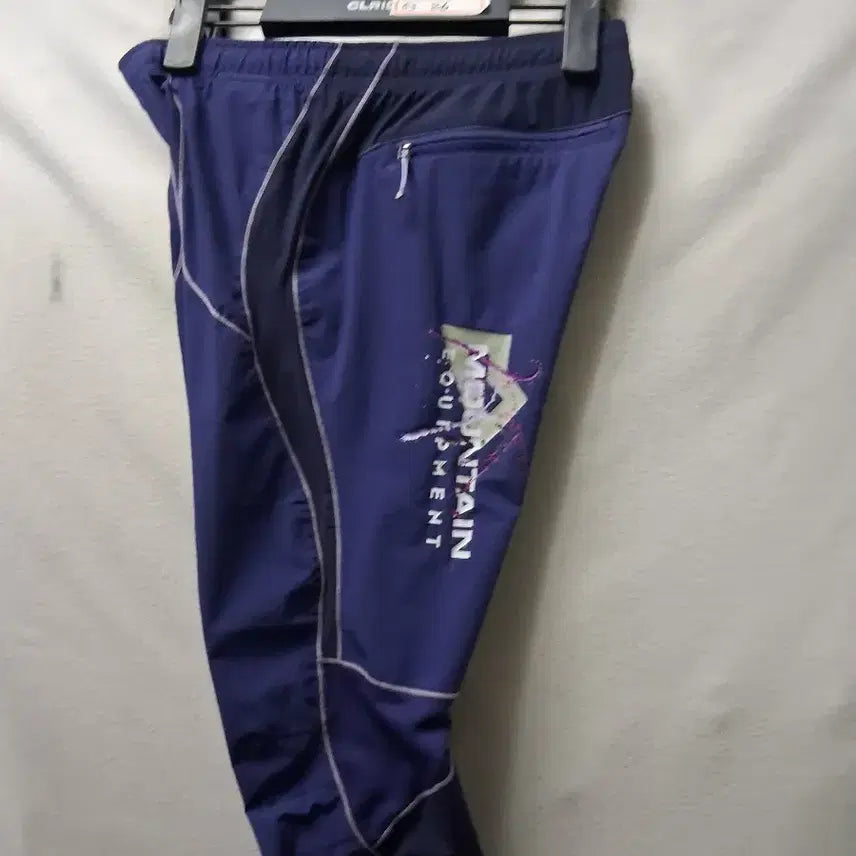 [BUNJANG] Mountain Equipment Women's Navy 7-Part Hiking Pants (26 inch) / 마운틴 이큅먼트 여성 7부 바지 네이비26인지