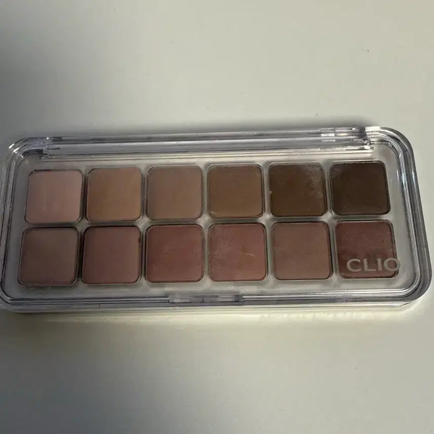 [BUNJANG] Clio Pro Eye Palette 03 Mute Library / 클리오 프로 아이팔레트 03 뮤트 라이브러리