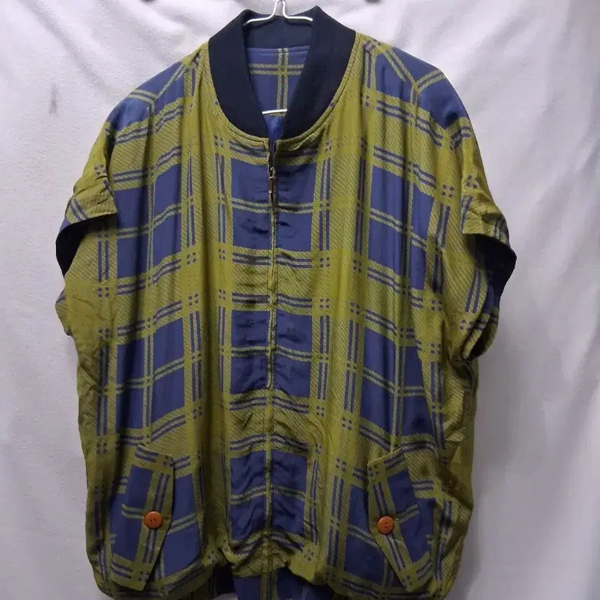 [BUNJANG] Checkered Bomber Jacket Olive / 체크무늬 봄버 자켓 올리브