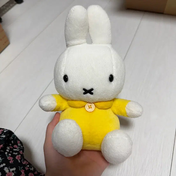 [BUNJANG] Miffy Plush Doll Yellow Outfit / 미피 인형
