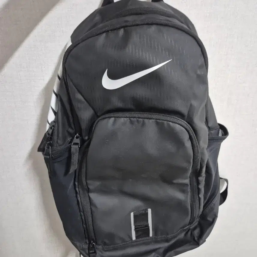 [BUNJANG] Nike Black Backpack / 나이키 백팩 블랙