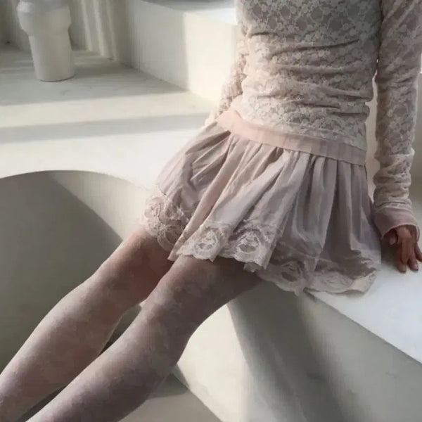 [BUNJANG] Avely Pure Lace Mini Skirt Satin / 에이블리 퓨어 레이스 미니스커트 새틴
