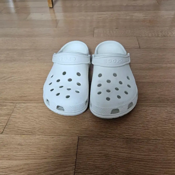 [BUNJANG] Crocs White W6 / 크록스 화이트 W6(택포)