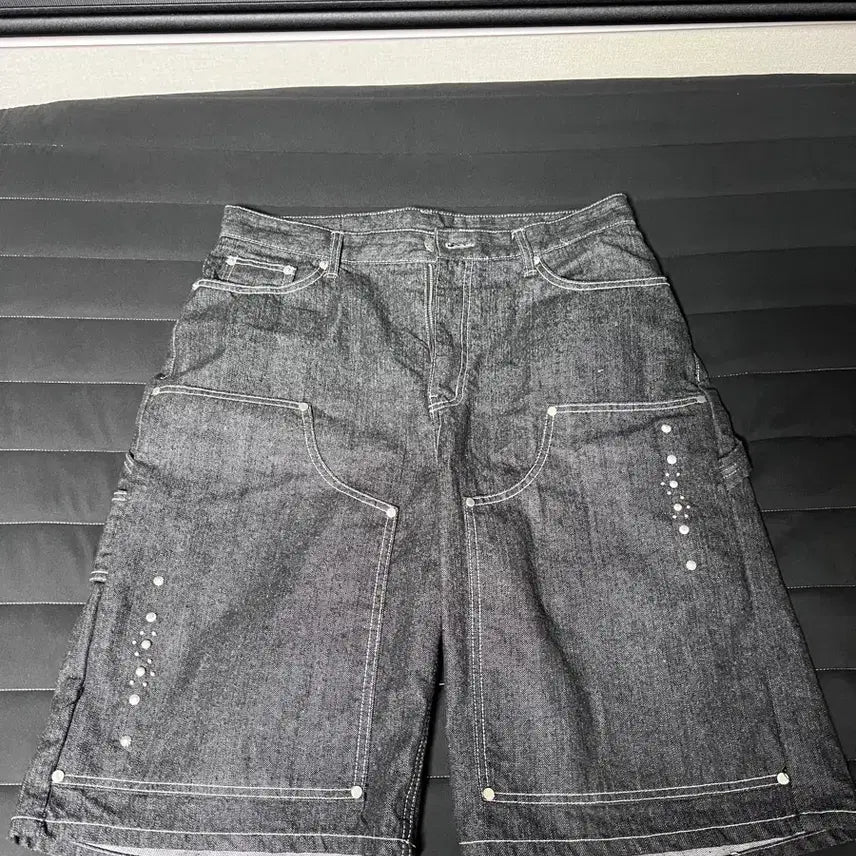 [BUNJANG] Arkham Black Shorts / 아캄 반바지