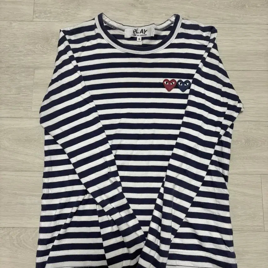 [BUNJANG] Comme des Garçons Double Heart Stripe Long Sleeve Navy S / 꼼데가르송 더블하트 스트라이트 롱슬리브 네이비 S