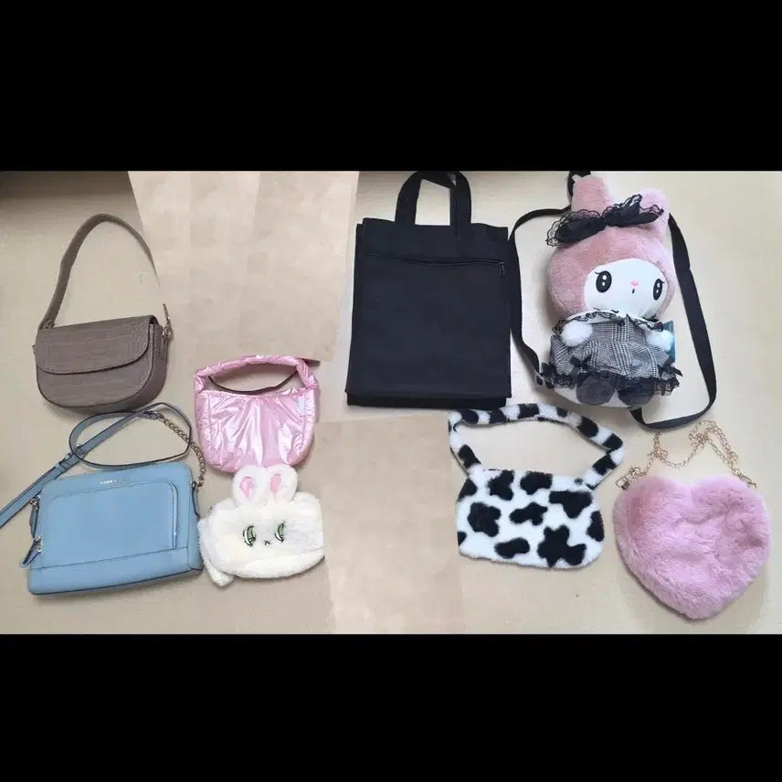 [BUNJANG] Esther Bunny My Melody Handbag, Crossbody Pouch, Shoulder Bag Bundle Set / 가방 8개에 19900원 .핸드백 크로스 파우치 숄더백 등등 에스더버니 마이멜로디 마멜