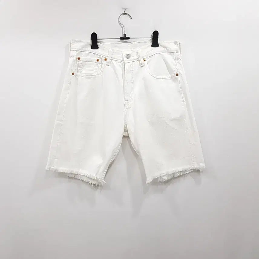 [BUNJANG] Levi's 501 White Denim Shorts Women's Size 30 / R758 리바이스 501 화이트 데님 반바지 여30