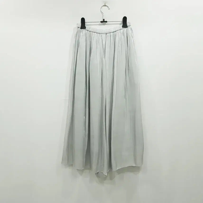 [BUNJANG] Vintage Japanese Satin Wide Leg Pants Size M / R760 JPN 빈티지 밴딩 주름 새틴 8부 통 와이드 바지 여M