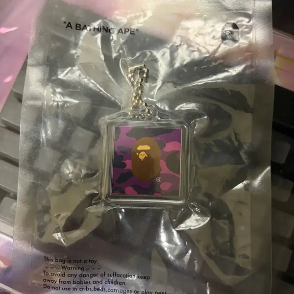 [BUNJANG] BAPE Camo Logo Keyring / (2019년 오사카 구매) 베이프 키링