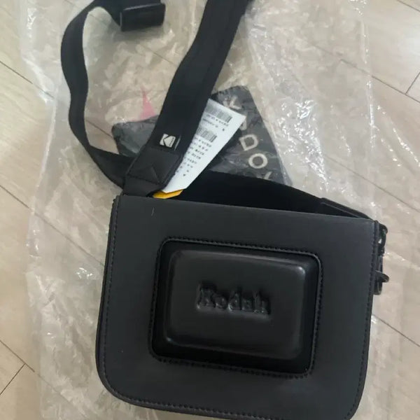 [BUNJANG] Kodak Camera Crossbody Bag Black / 코닥 카메라 크로스백 블랙 새상품
