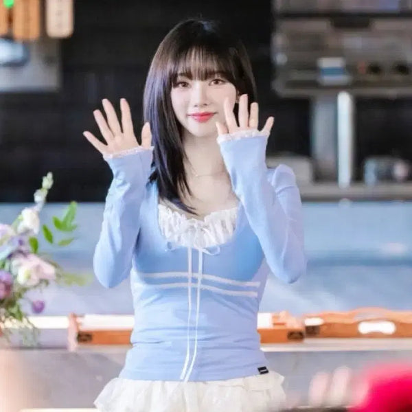 [BUNJANG] Jijemuseum Lace Ribbon Top Baby Sky Blue / 지제뮤지엄 레이스 리본 탑 베이비스카이 블루 카리나 착용