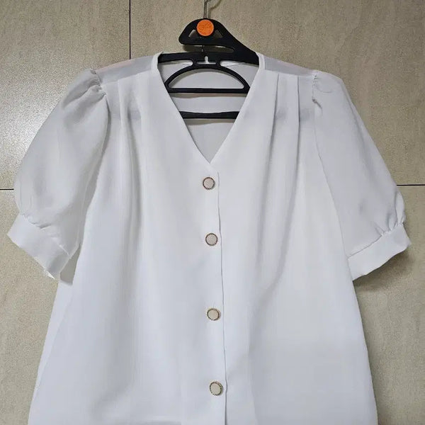[BUNJANG] White Puff Sleeve Blouse (Size 55-77) / 새상품 화이트 퍼프 소매 블라우스 55~77