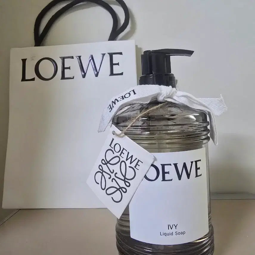 [BUNJANG] Loewe Ivy Liquid Soap 360ml / 로에베 아이비 리퀴드 솝 360ML