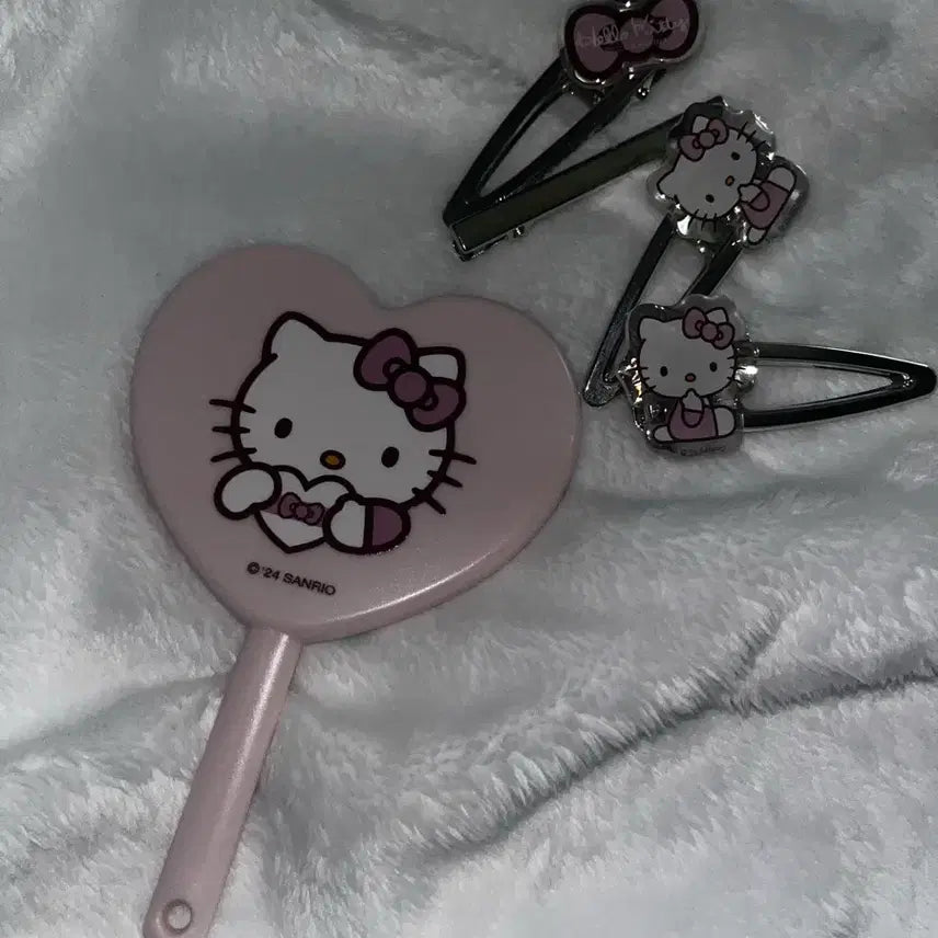 [BUNJANG] Olive Young Hello Kitty Hand Mirror & Hair Pins Set / 올리브영 키티 손거울 키티 헤어 핀