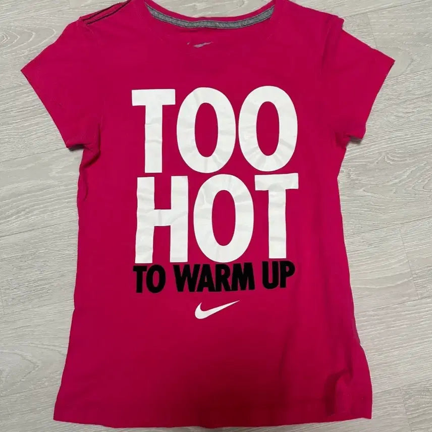 [BUNJANG] Nike Women's Slim Fit Pink T-Shirt / 최종 가격) 나이키 우먼스 슬림핏 핑크 티