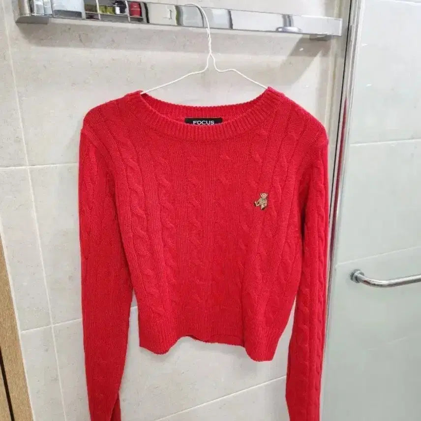 [BUNJANG] Red Cable Knit Crop Sweater / 빨간색 레드 꽈배기 크롭니트티