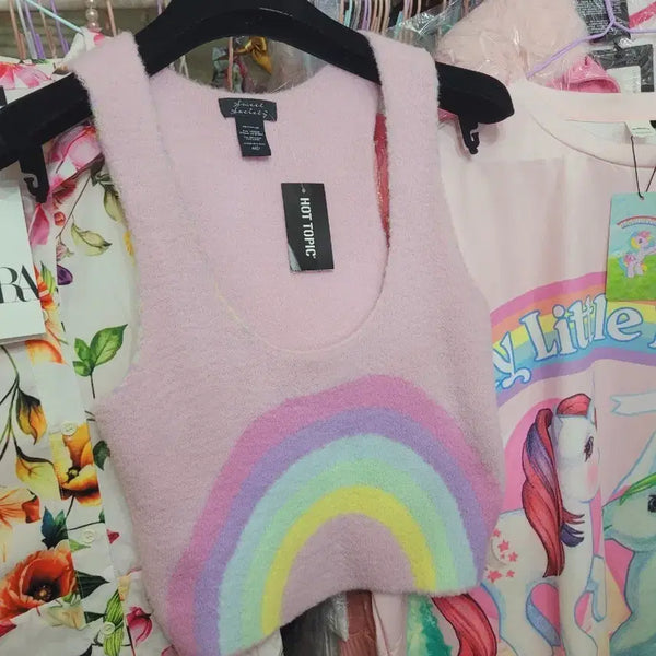 [BUNJANG] Hot Topic Pink Rainbow Crop Knit - Size M / 핫토픽 핑크 레인보우 크롭 니트 수입M