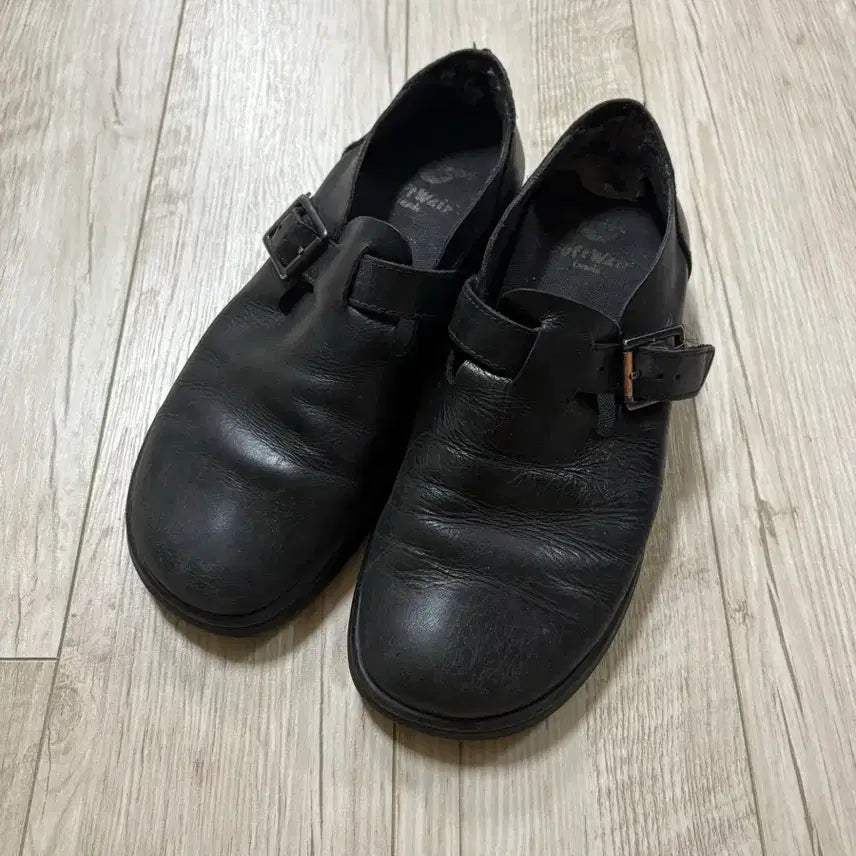 [BUNJANG] Dr. Martens Patricia Black Boots (US 6 / 240mm) / 닥터마틴 패트리샤 블랙 240