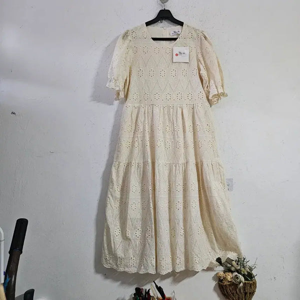 [BUNJANG] Punch Lace Dress Ivory / 펀칭 레이스 원피스 아이보리