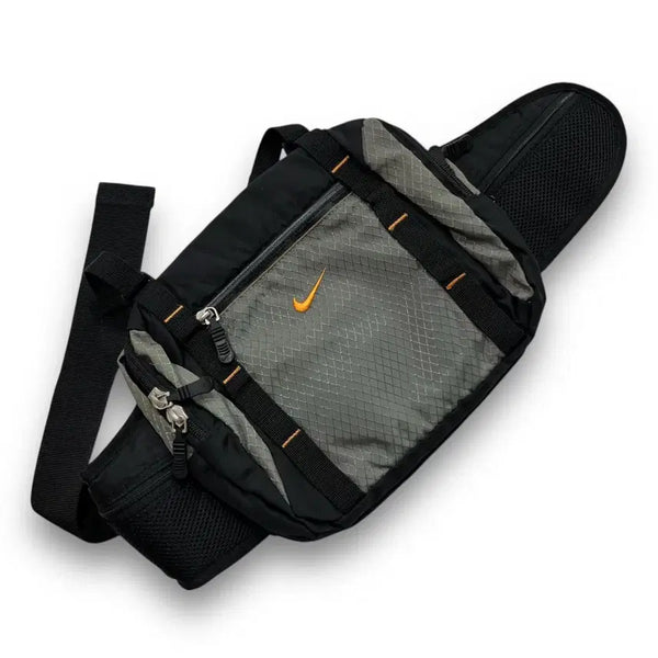 [BUNJANG] Nike 2003 Utility Technical Vintage Waist Bag / 나이키 2003s 유틸 테크니컬 빈티지 웨이스트백