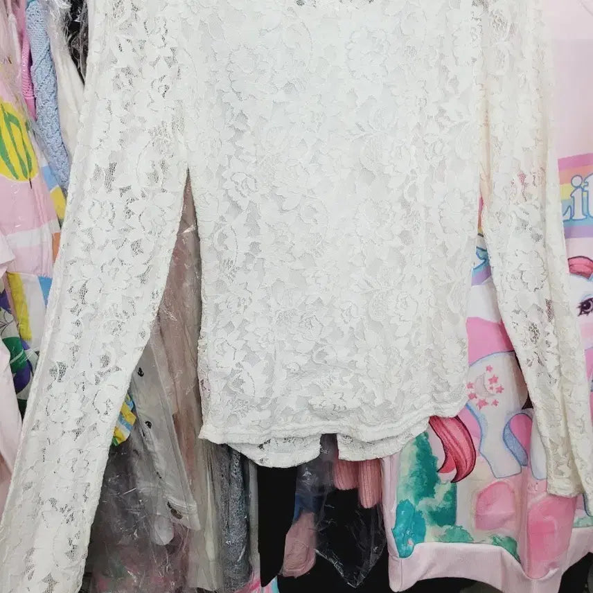 [BUNJANG] Lace Long-Sleeve Blouse - White, Imported / 레이스 긴팔 블라우스 화이트 수입