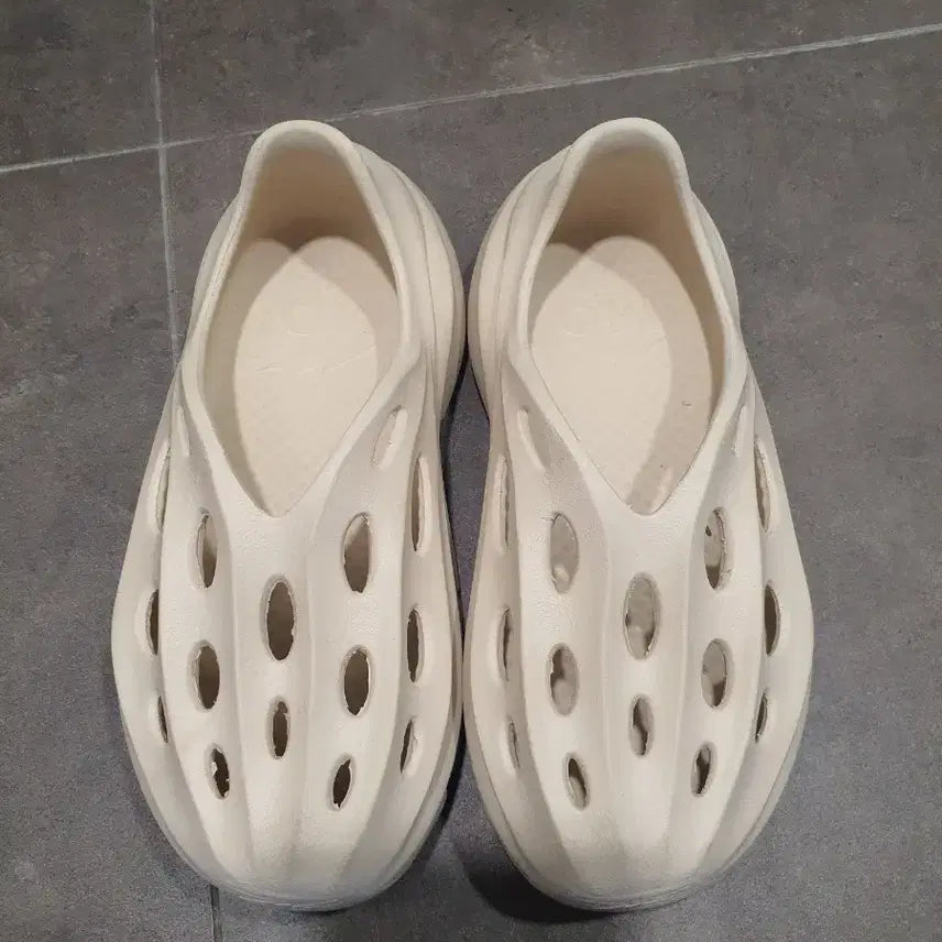 [BUNJANG] Mosport Clogs 230 / 모스포츠 클로그 230