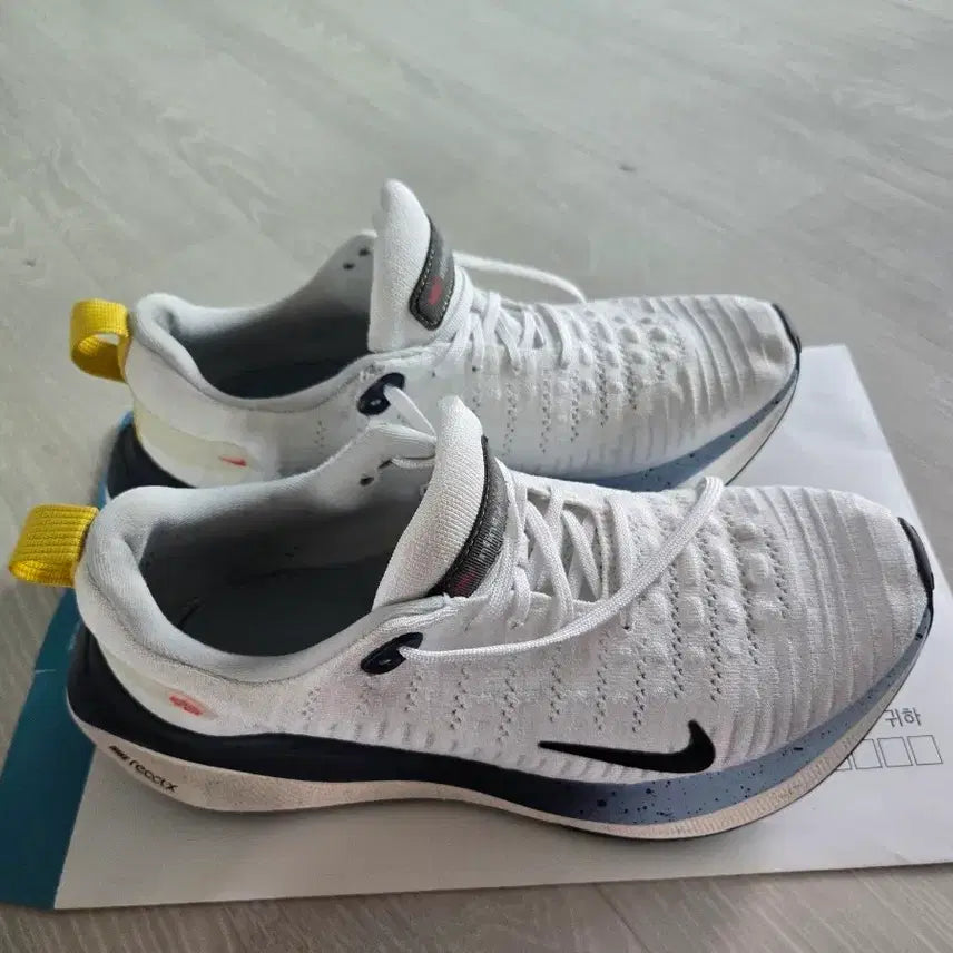 [BUNJANG] Nike React Infinity Run 4 White Navy Running Shoes / 나이키 리액트X 인피니티런 4 화이트네이비 265