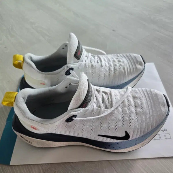 [BUNJANG] Nike React Infinity Run 4 White Navy Running Shoes / 나이키 리액트X 인피니티런 4 화이트네이비 265